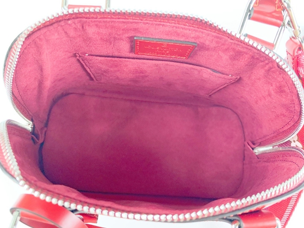 ルイヴィトンバッグ角部分ディテール